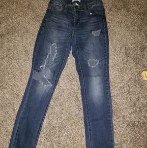 Ladies Ripped Skinny Jeans